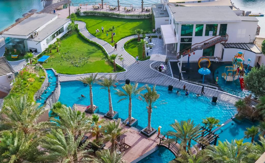 Lagoona Beach Luxury Resort 5*