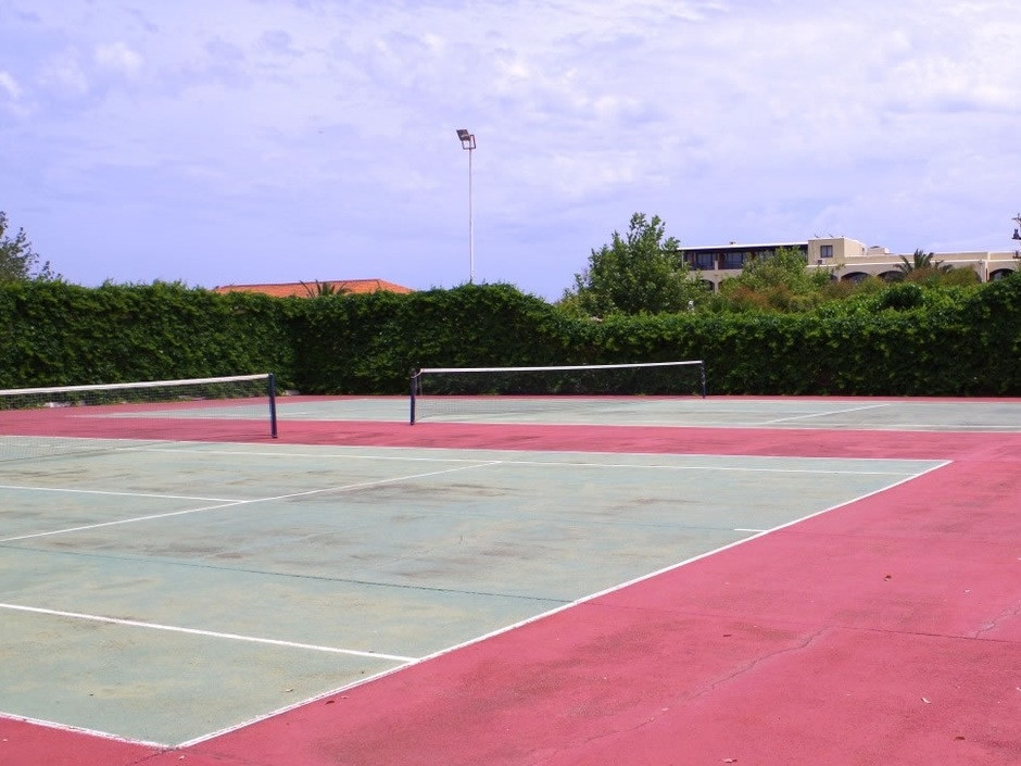 Mare Monte Beach 4*