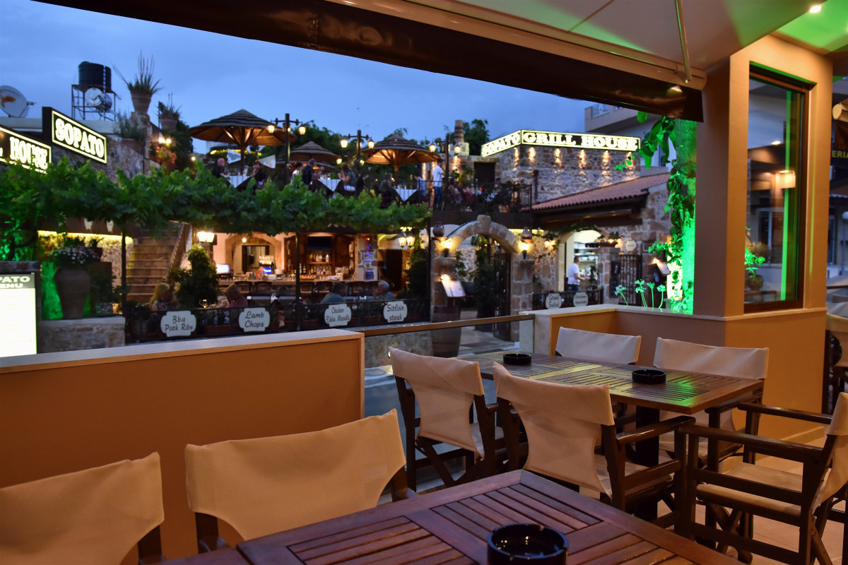 24 Seven Boutique Hotel 3*