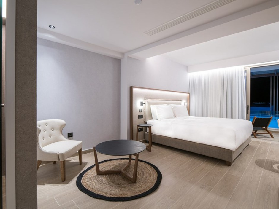 Akasha Beach Hotel & Spa 5*