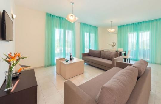 7 Springs Apollon Villa 5*