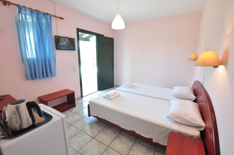 Acharavi Garden 3*