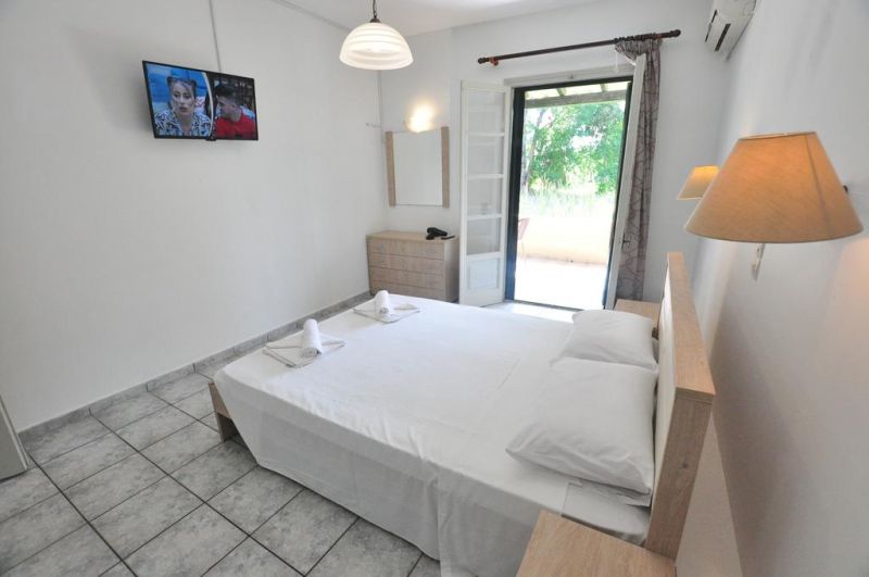 Acharavi Garden 3*