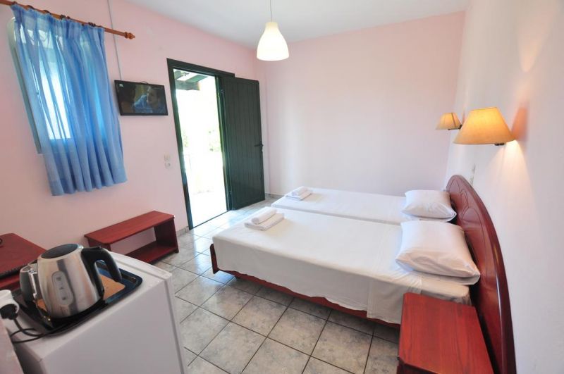 Acharavi Garden 3*
