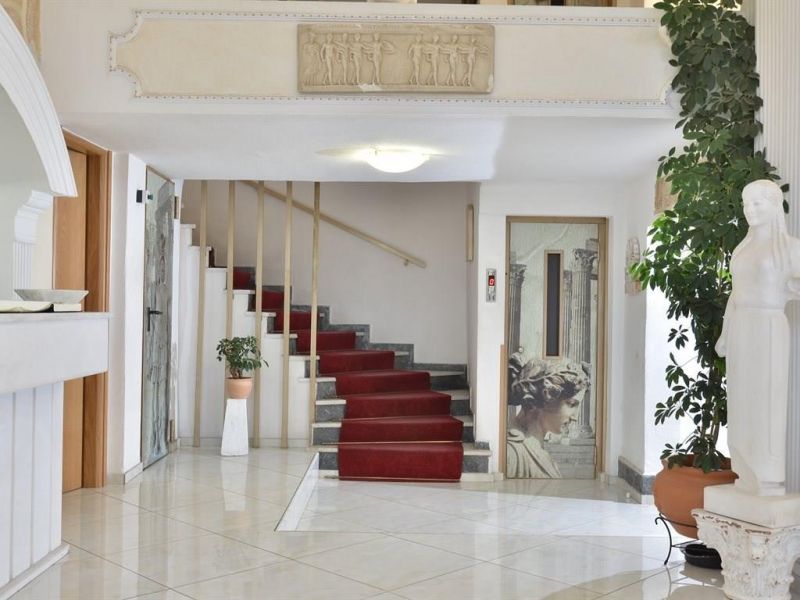 Acropolis Ami Boutique 3*