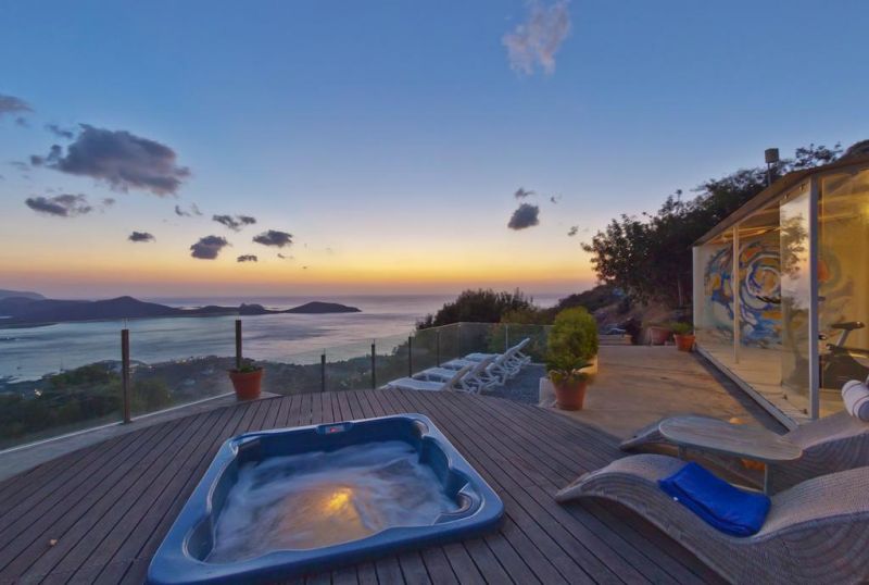 Adrakos Apartments 2*