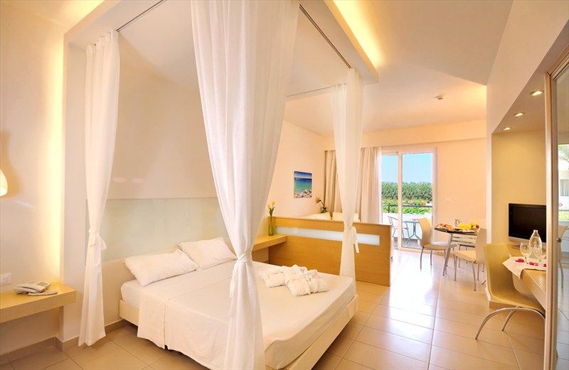 Afandou Bay Resort & Suites 5*