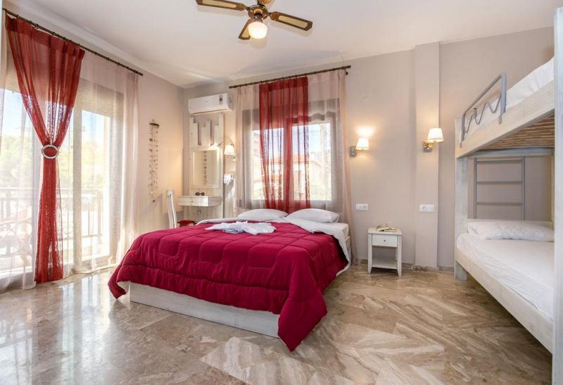 Agali Villa 2*