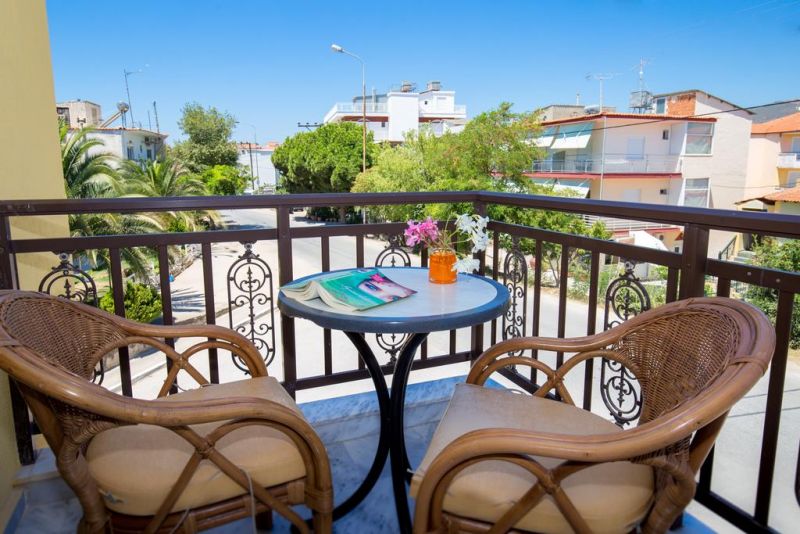 Agali Villa 2*