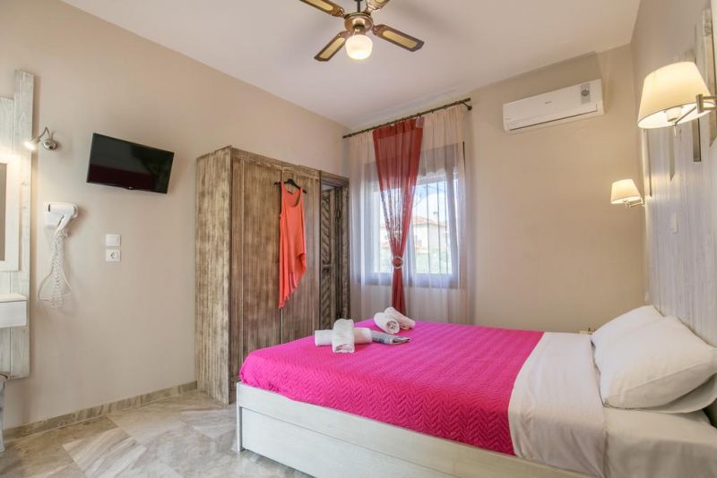 Agali Villa 2*
