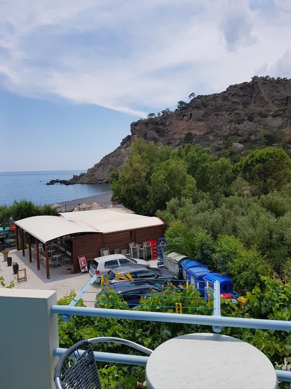 Agia Fotia  2*