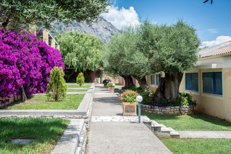 Akti Barbati Apartments 3*