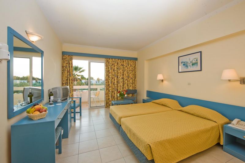 Alex Beach 4*