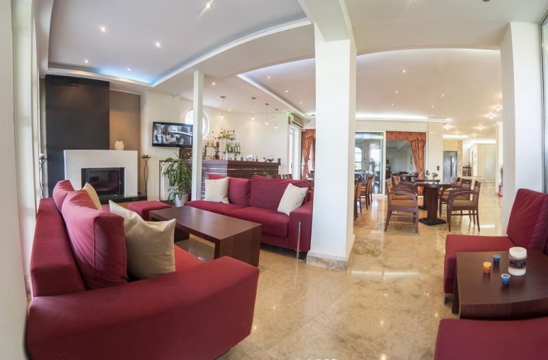 Almira Mare 4*