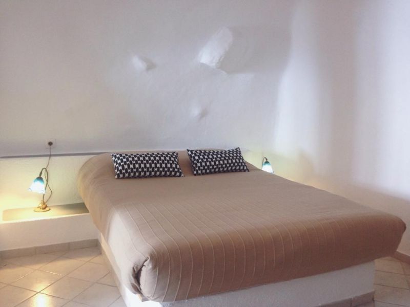 Altana Cliffside Villas 4*
