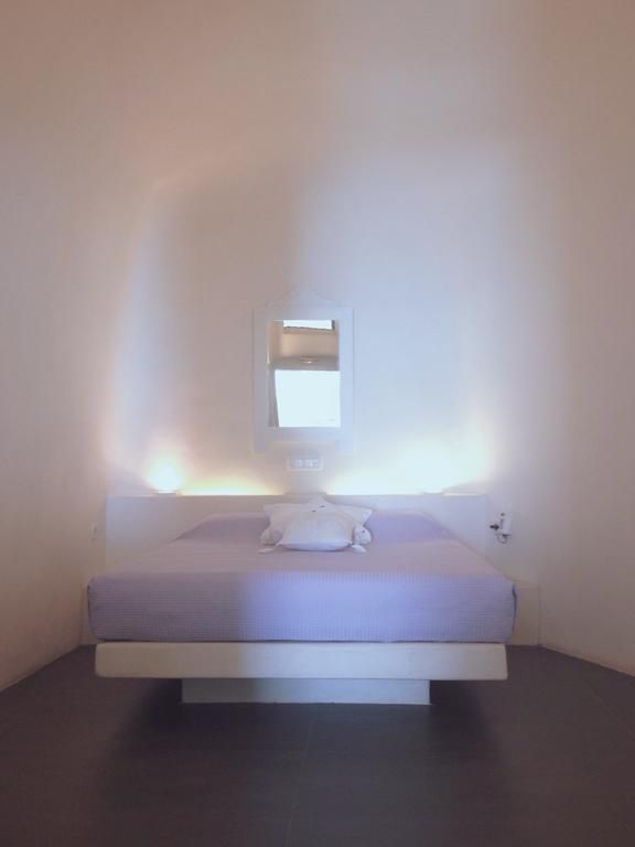 Altana Cliffside Villas 4*