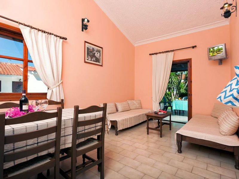 Alykes Park Bungalows Apt 4*