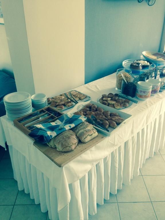 Amalia Hotel Kalogria 2*