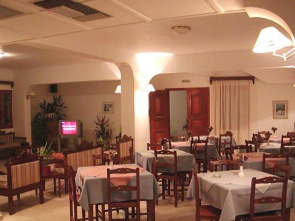 Amaryllis Hotel Santorini 2*