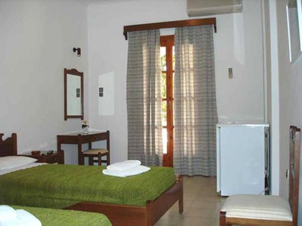 Amaryllis Hotel Santorini 2*
