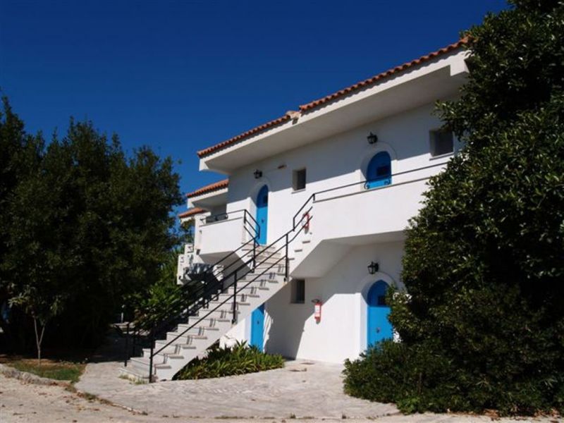 Ammes Studios 3*