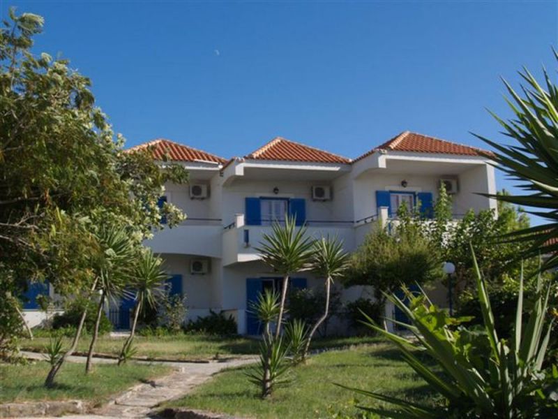 Ammes Studios 3*