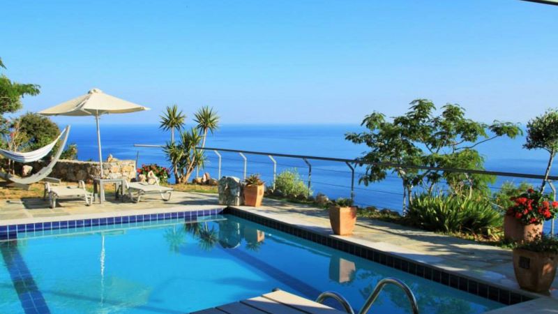 Anemos Luxury Villas 3*