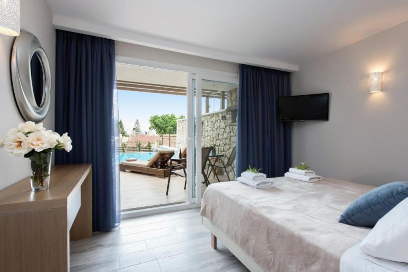 Anita Village 2*