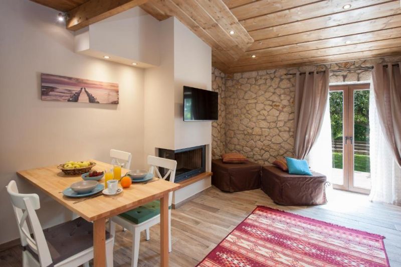 Anita Village 2*