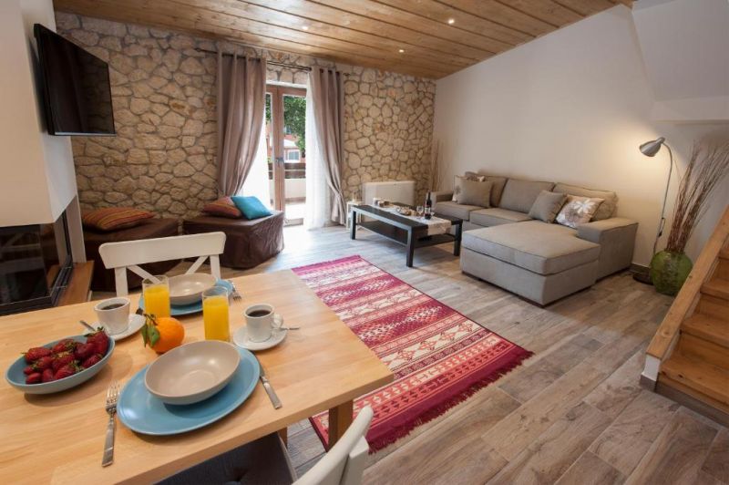 Anita Village 2*