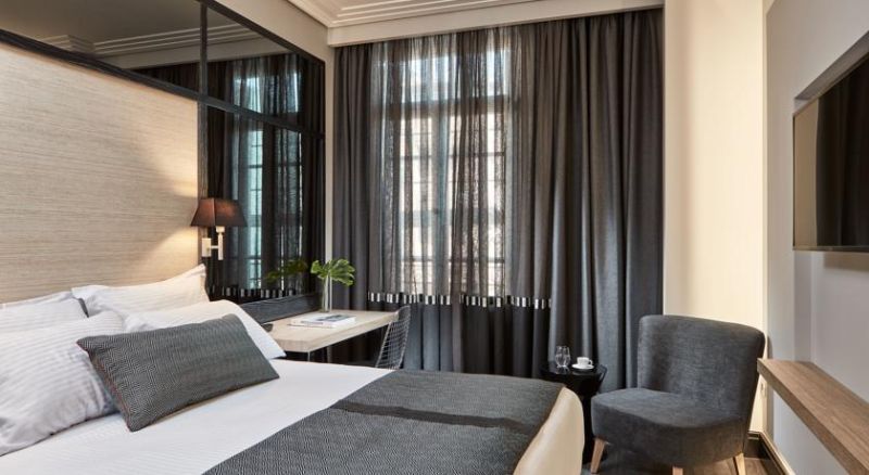 Antigon Urban Chic Hotel 5*