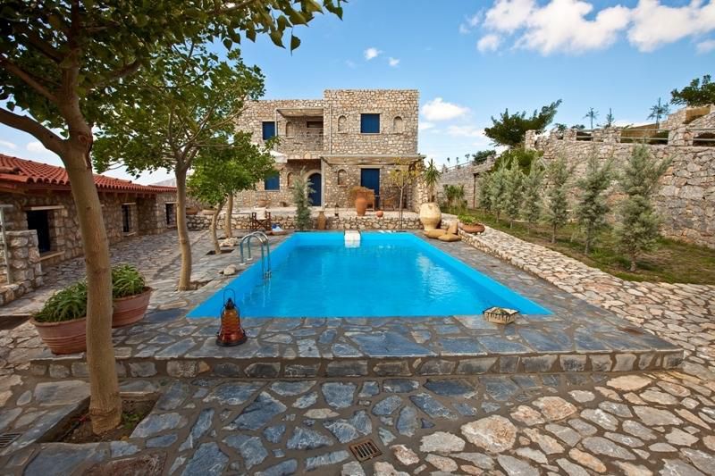 Aoritis Villas 3*