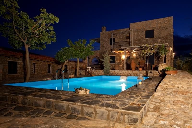 Aoritis Villas 3*