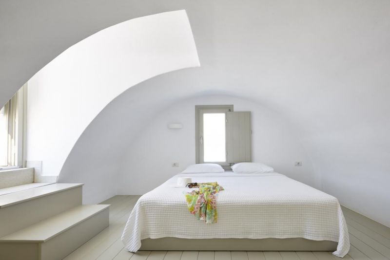 Aperanto Suites 3*