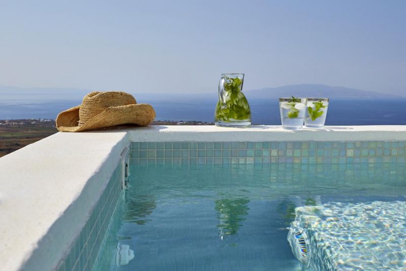 Aperanto Suites 3*