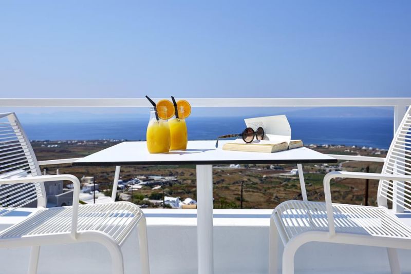 Aperanto Suites 3*
