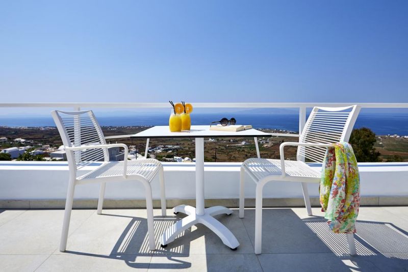 Aperanto Suites 3*
