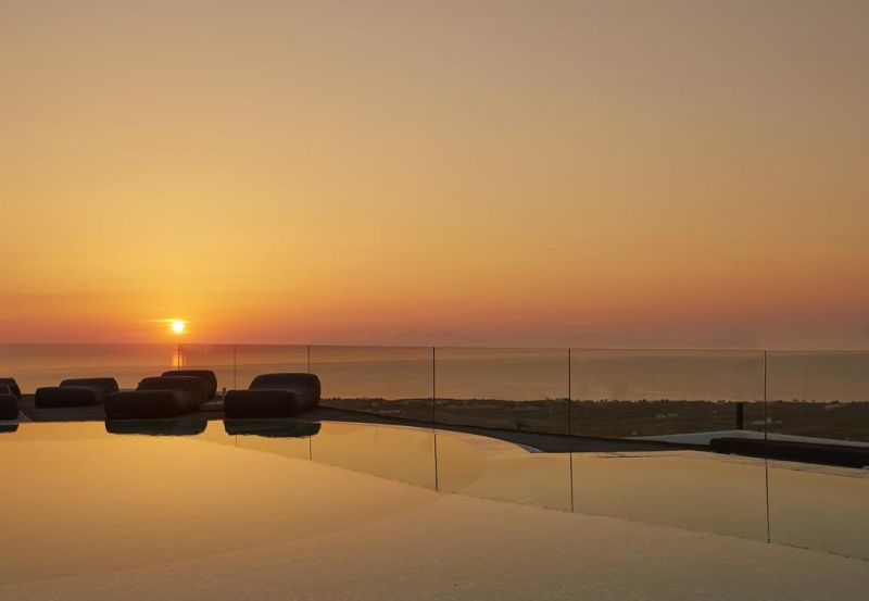 Aperanto Suites 3*