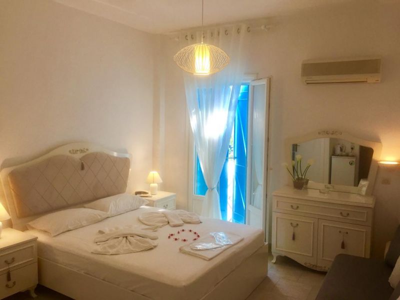 Aphrodite Boutique 5*