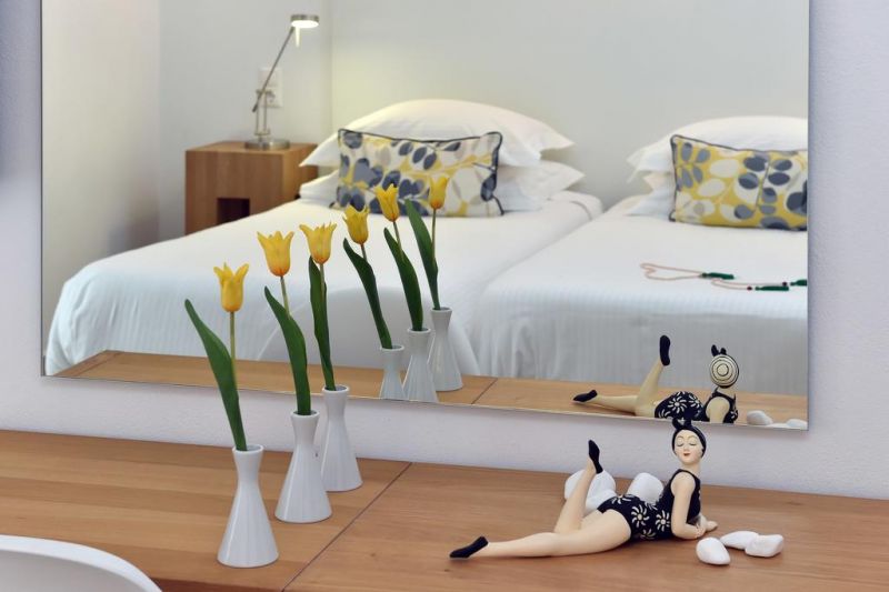 Apollon Parikia 3*