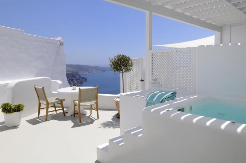 Aqua Luxury Suites 4*