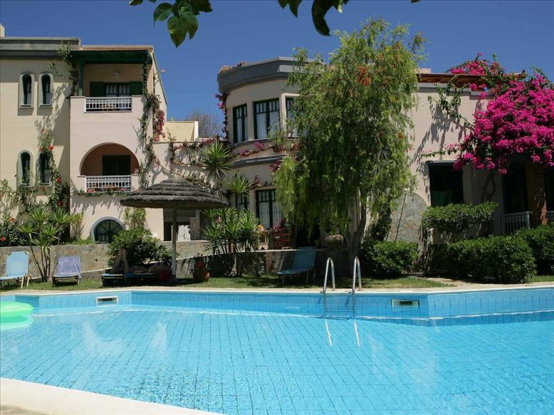 Aquarius Apartments Agia Pelagia 4*