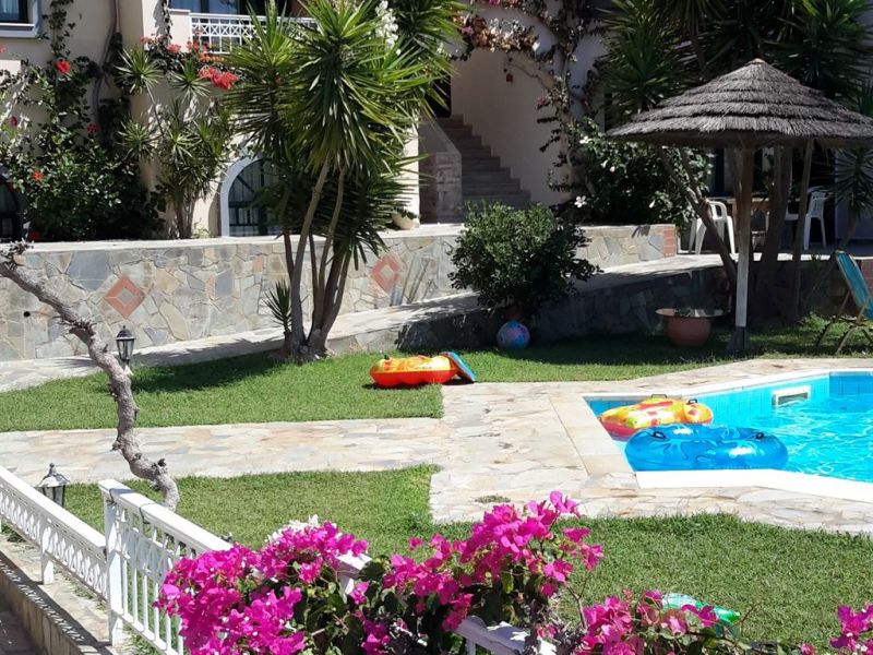 Aquarius Apartments Agia Pelagia 4*