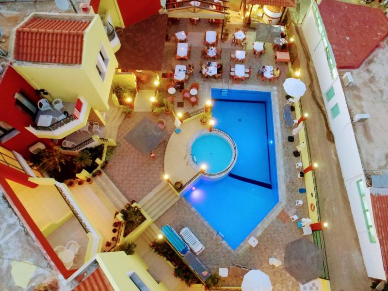 Ariadni Palace 2*