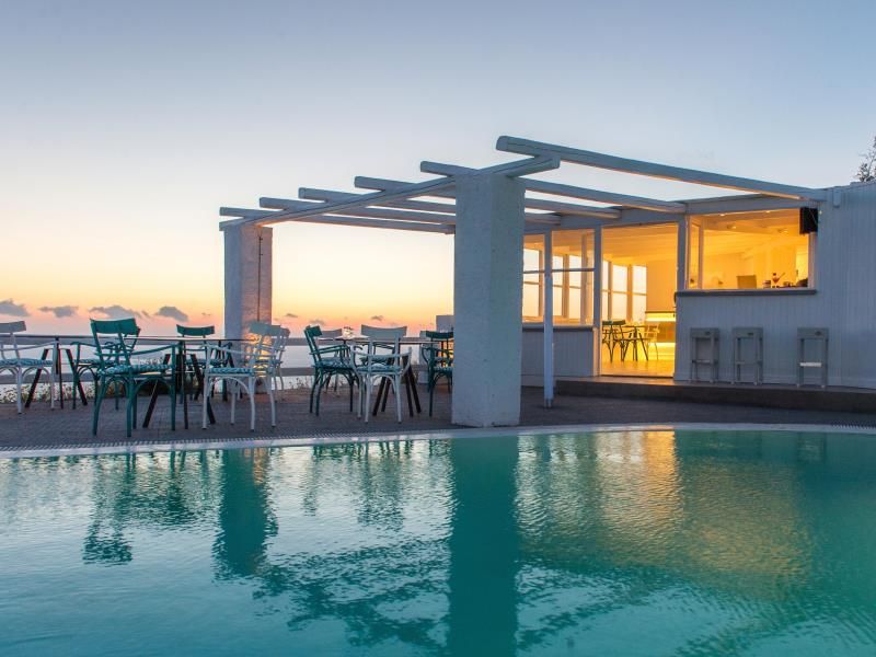 Artemis Suites 4*