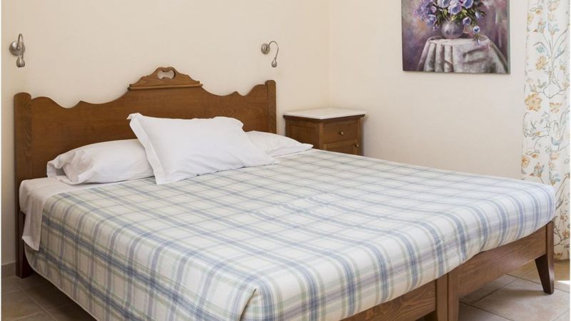 Artemis Villa 4*