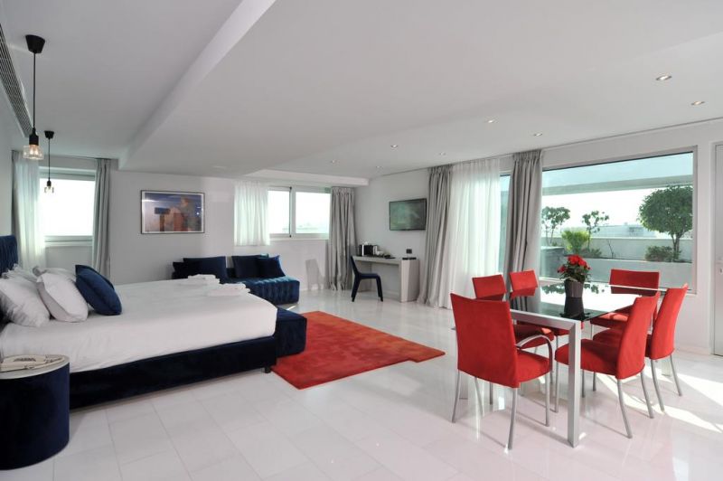 Athenaeum Palace & Luxury Suites 4*