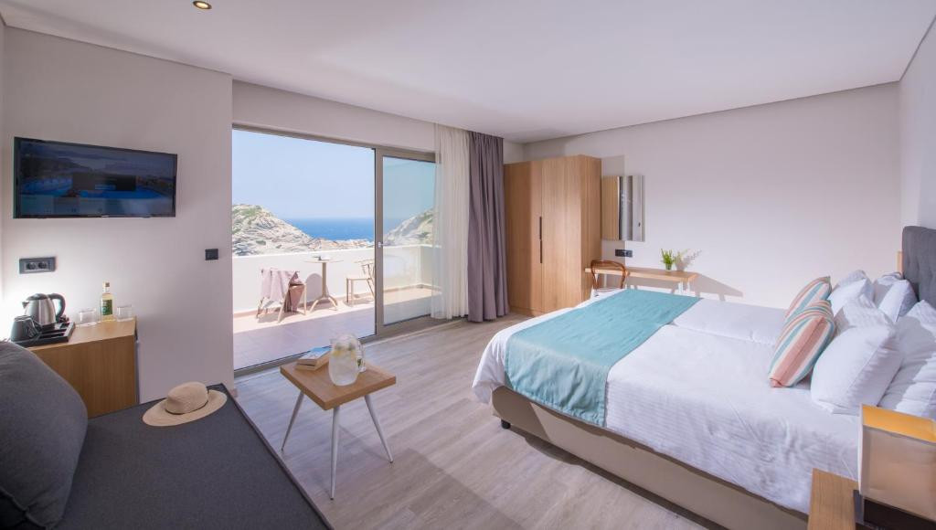 Athina Palace Resort & Spa 5*