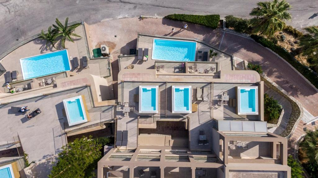 Athina Palace Resort & Spa 5*