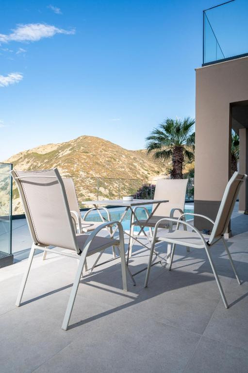 Athina Palace Resort & Spa 5*